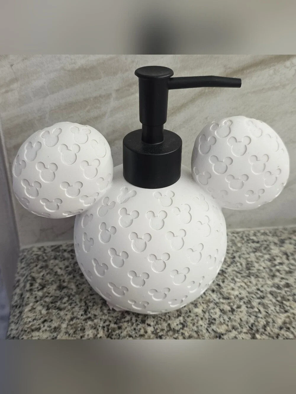 New With Tags Disney Mickey Mouse White Shape Pattern Soap Dispenser 6